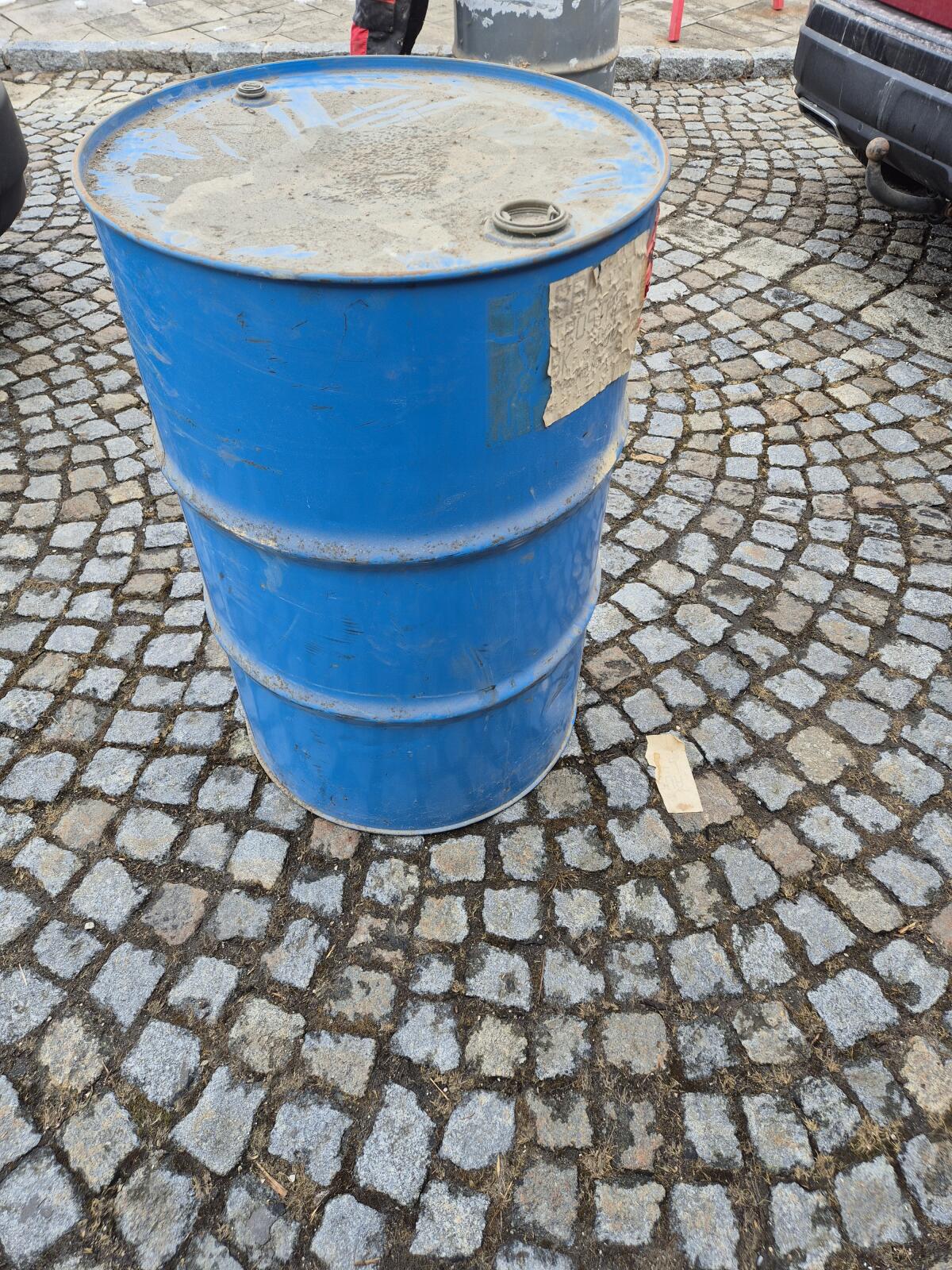 Tonnen leer sauber 2