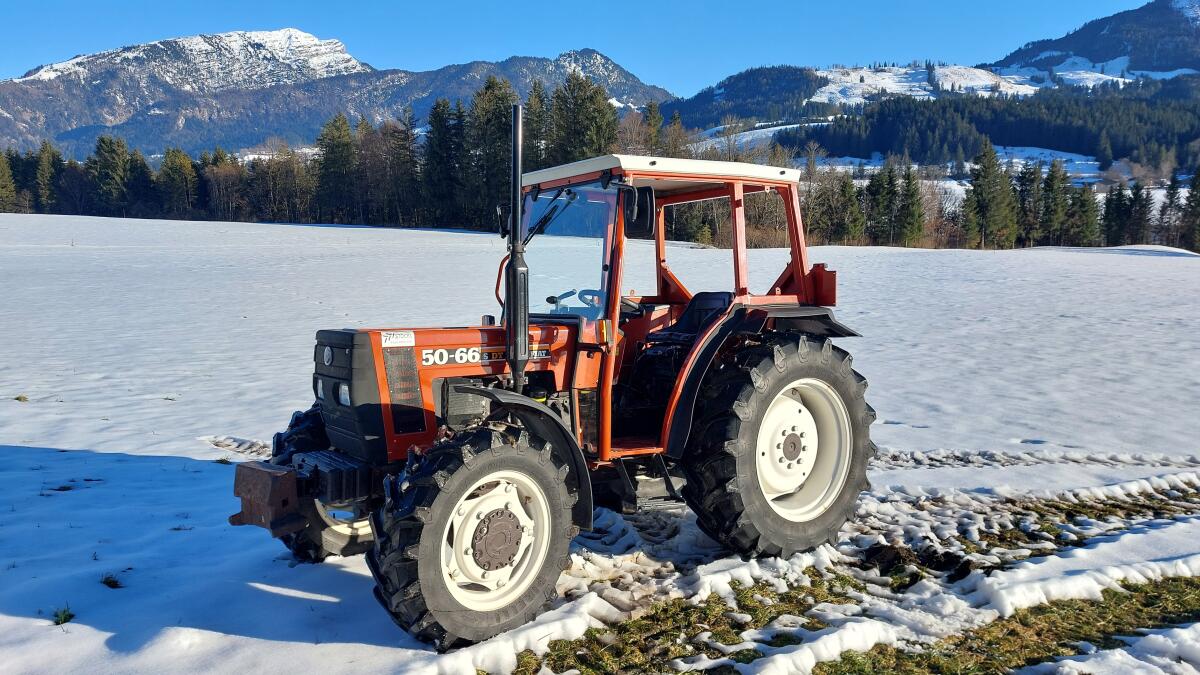Traktor Fiat 50-66 DT S 2