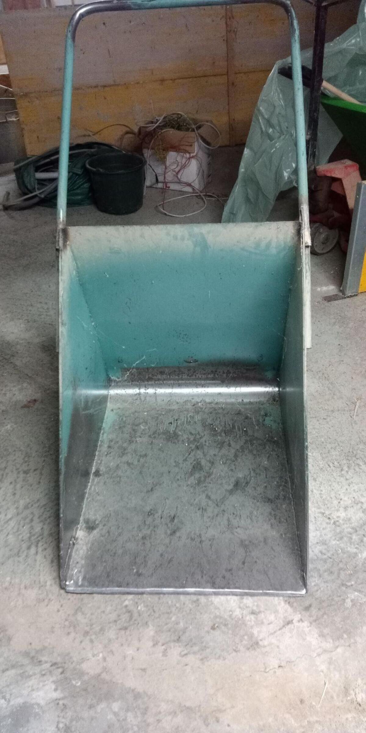 Getreide-Schüttwagen 2