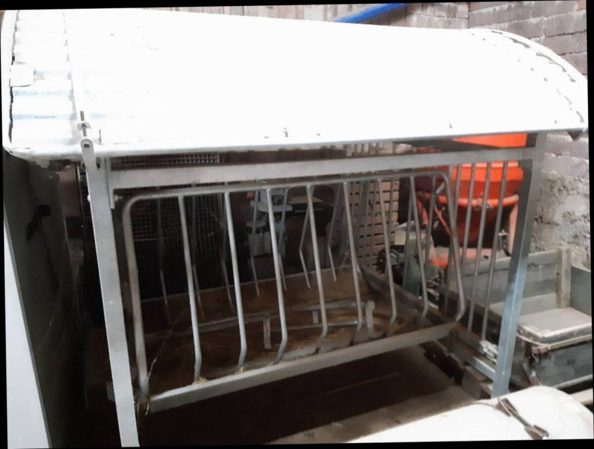 Schaf-/Ziegenraufe 2