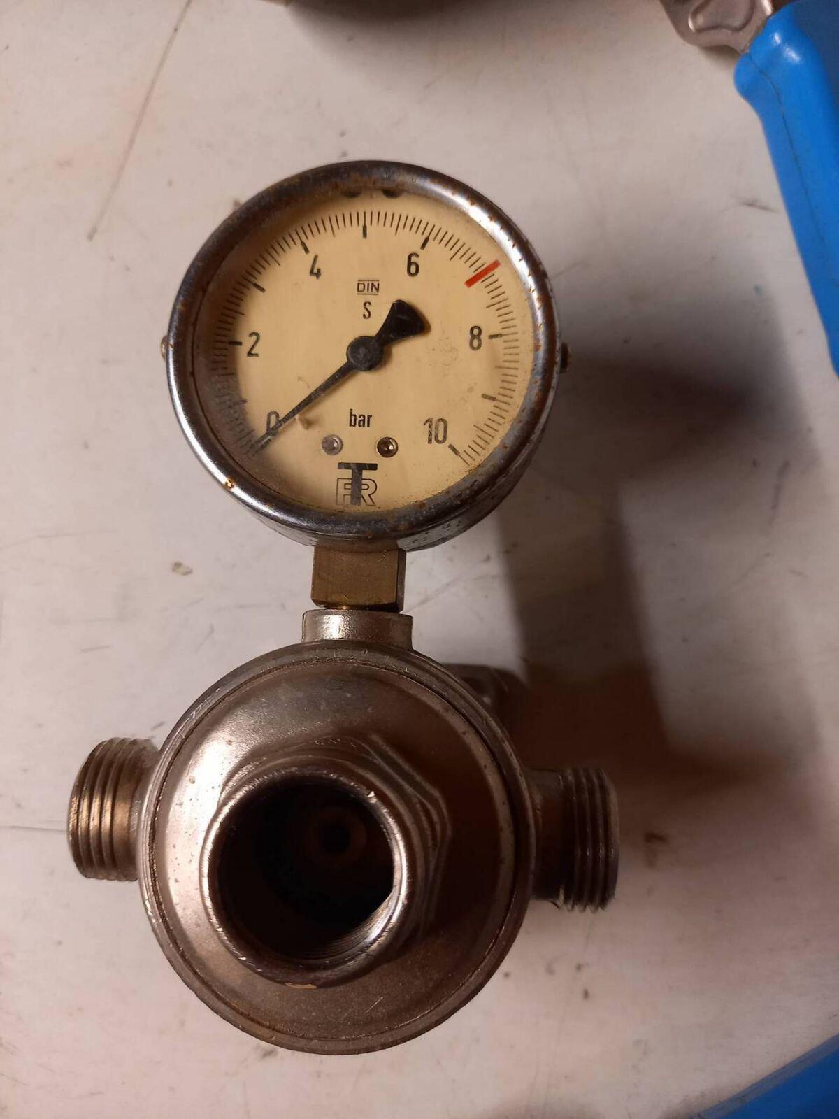 Anschlussteile Zapfanlage 3