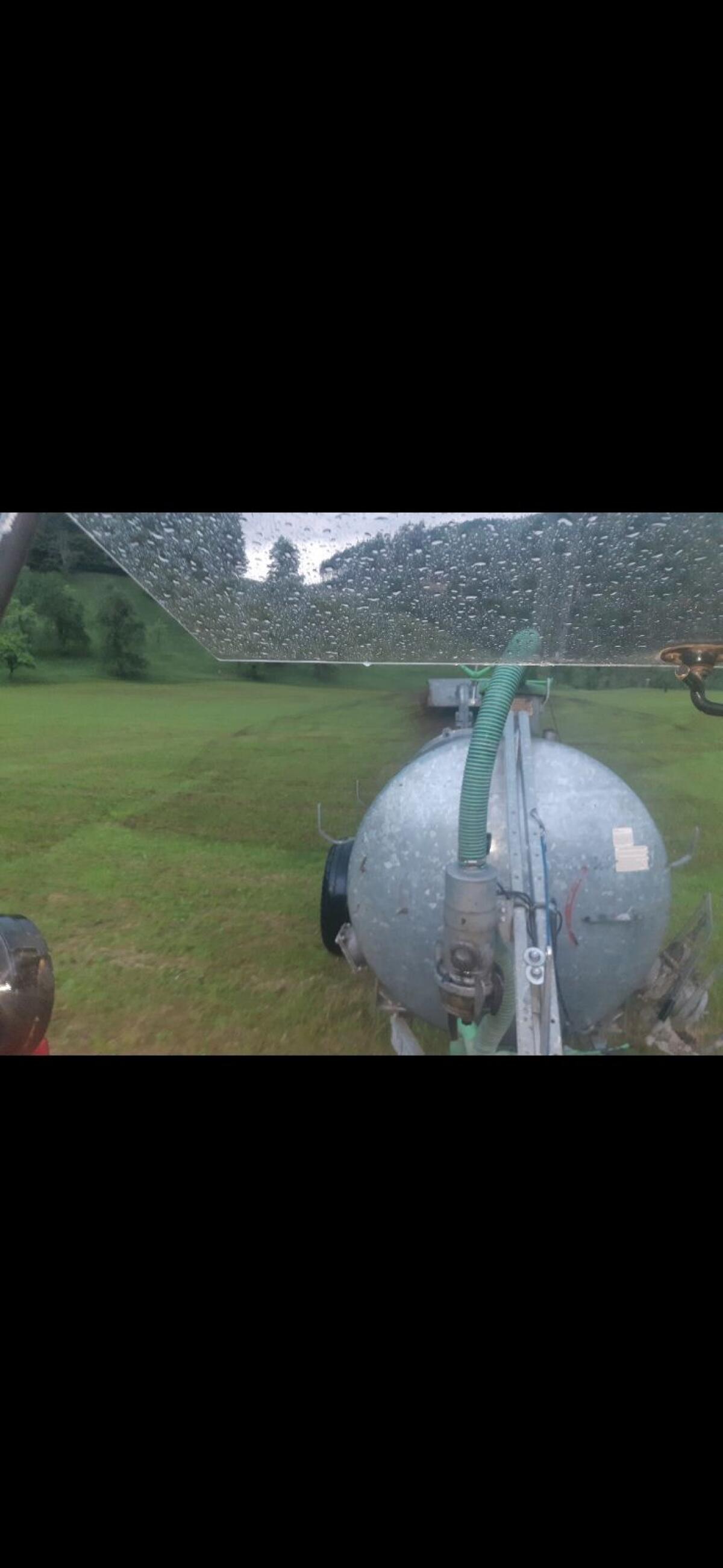 Bauer V40 Güllefass 2