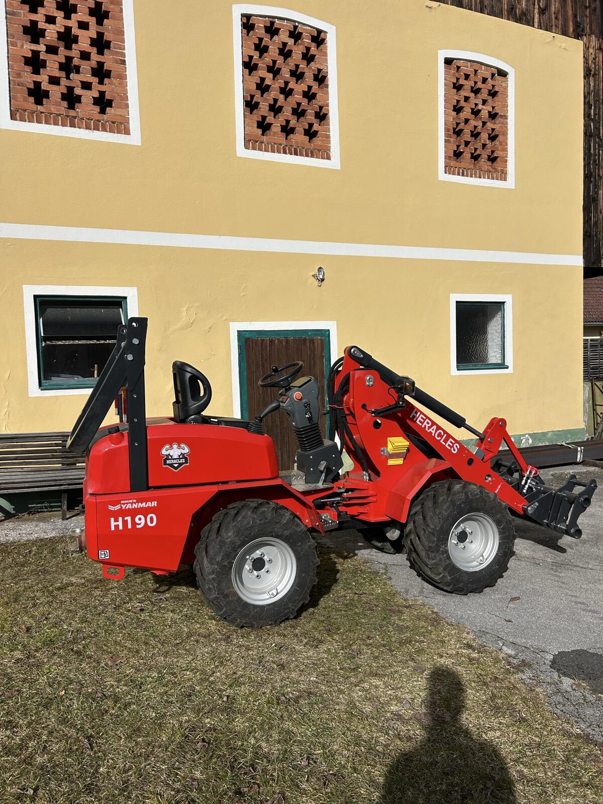 Heracles Hoflader H190 2