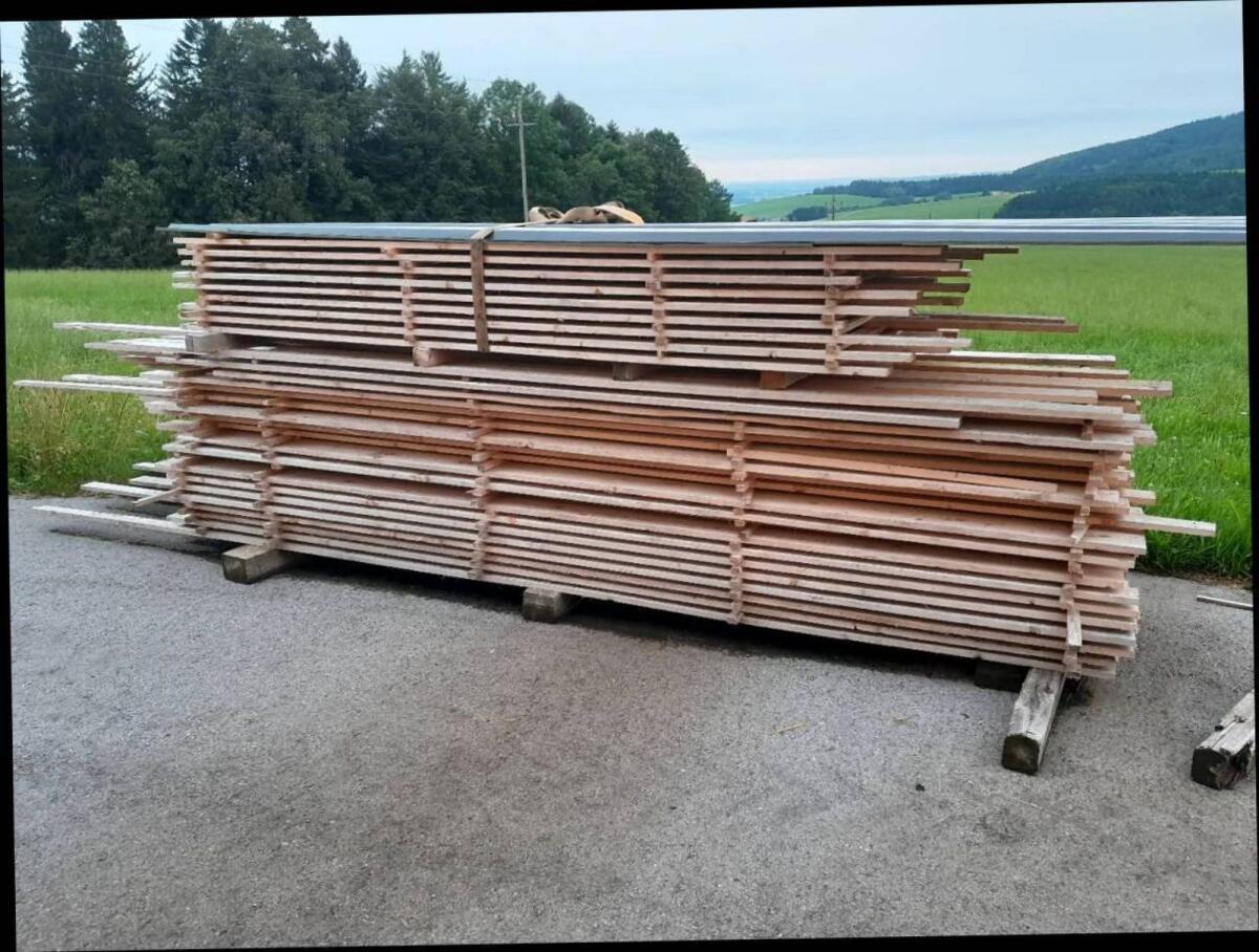 Bretter 24 als Rauschalung 2