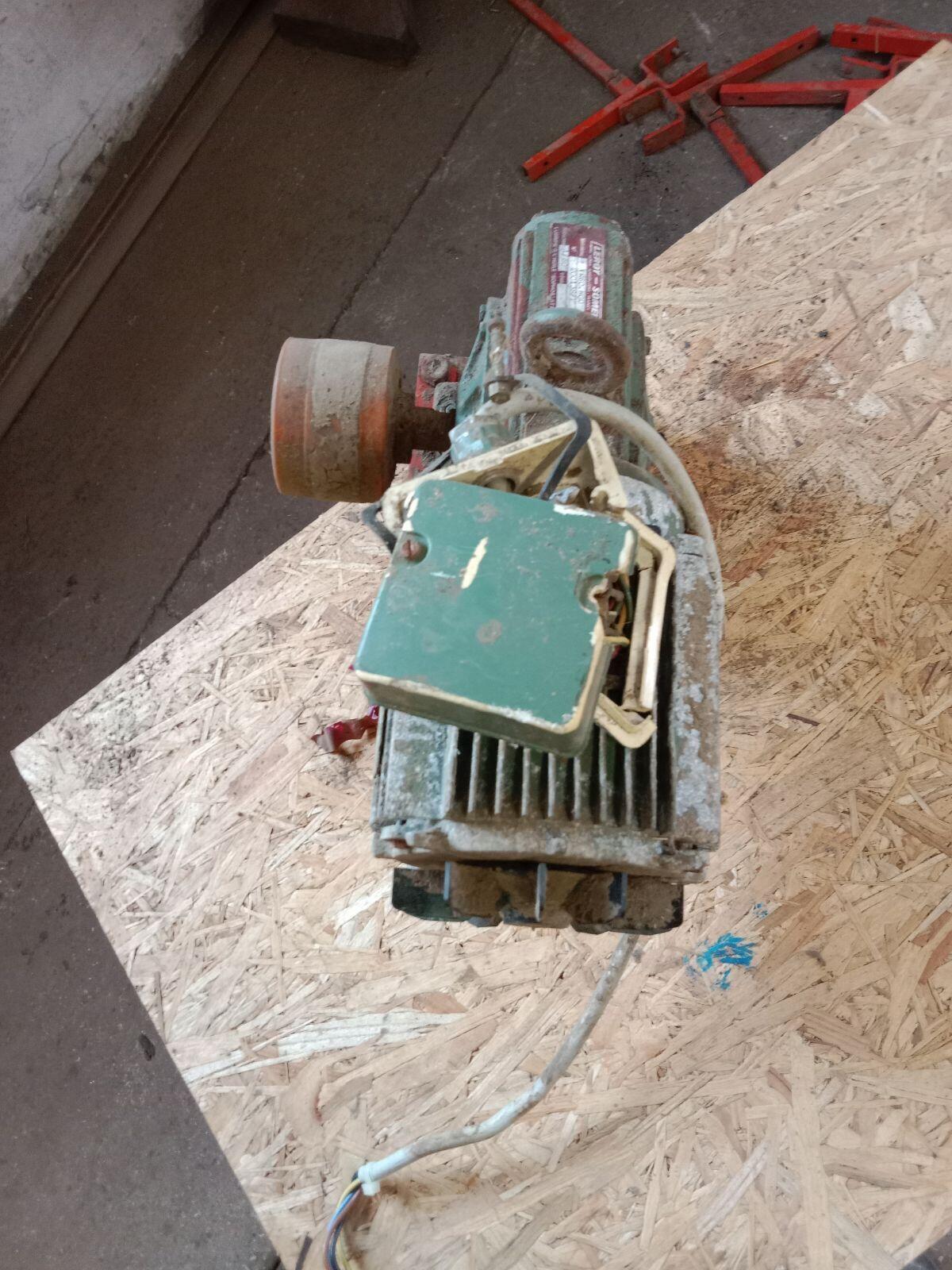 Getriebemotor Elektromotor 2