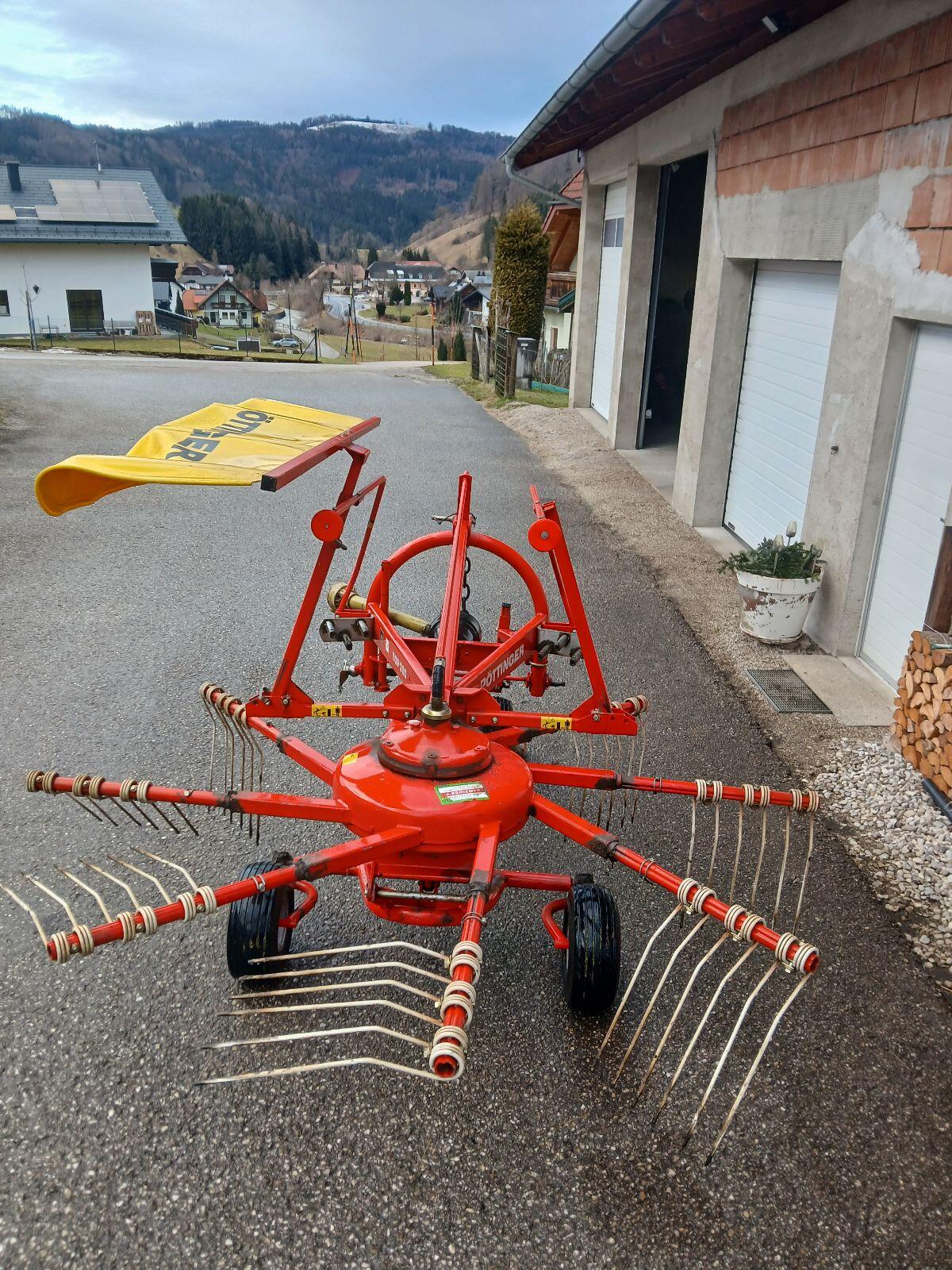 Pöttinger TOP 280 Schwader 3