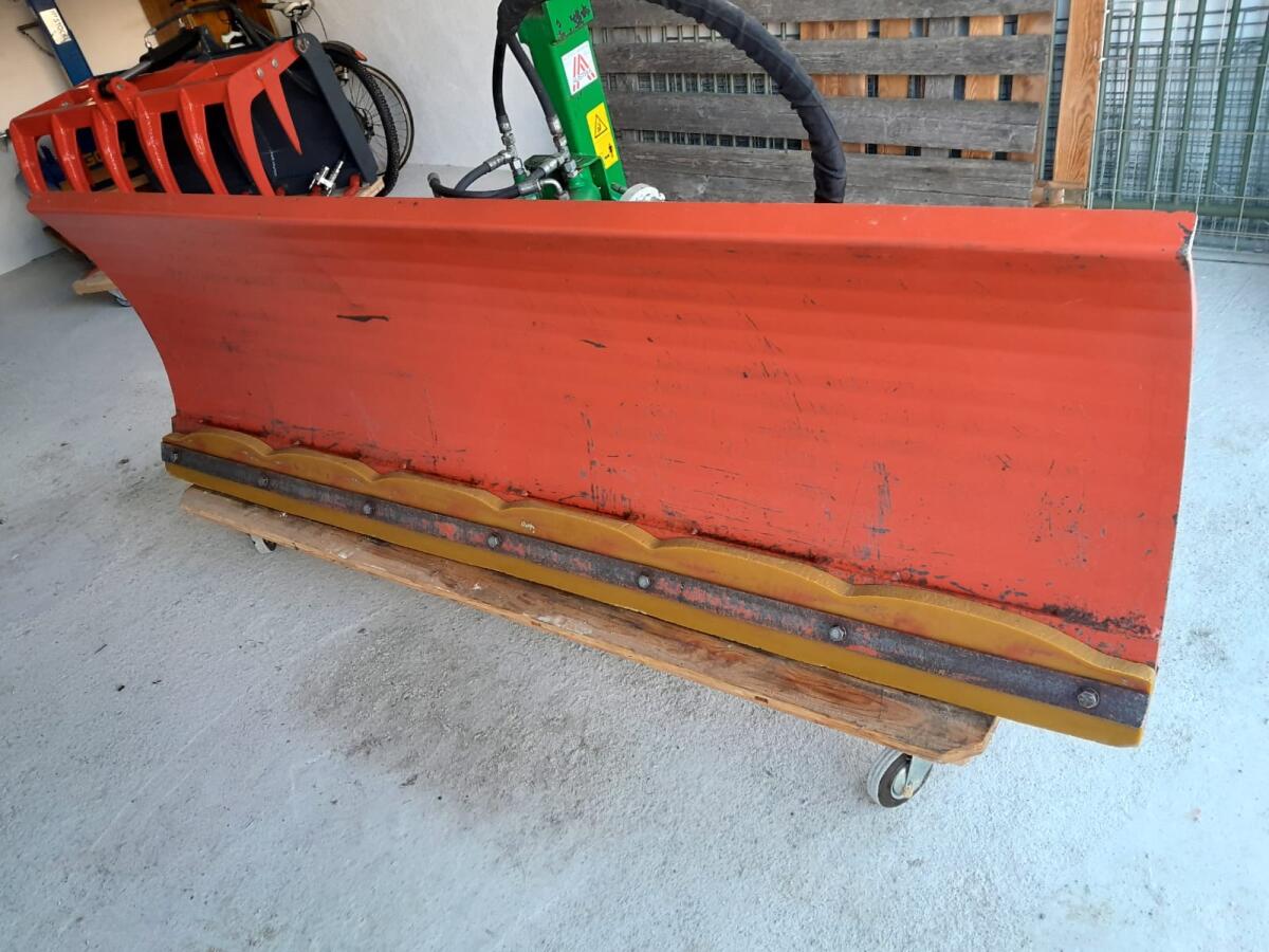 Fritz Schneepflug 3-Punkt 2