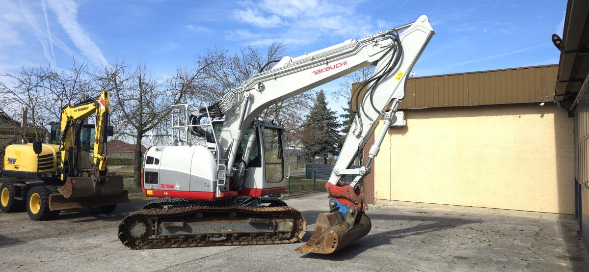 Takeuchi TB2150R 3