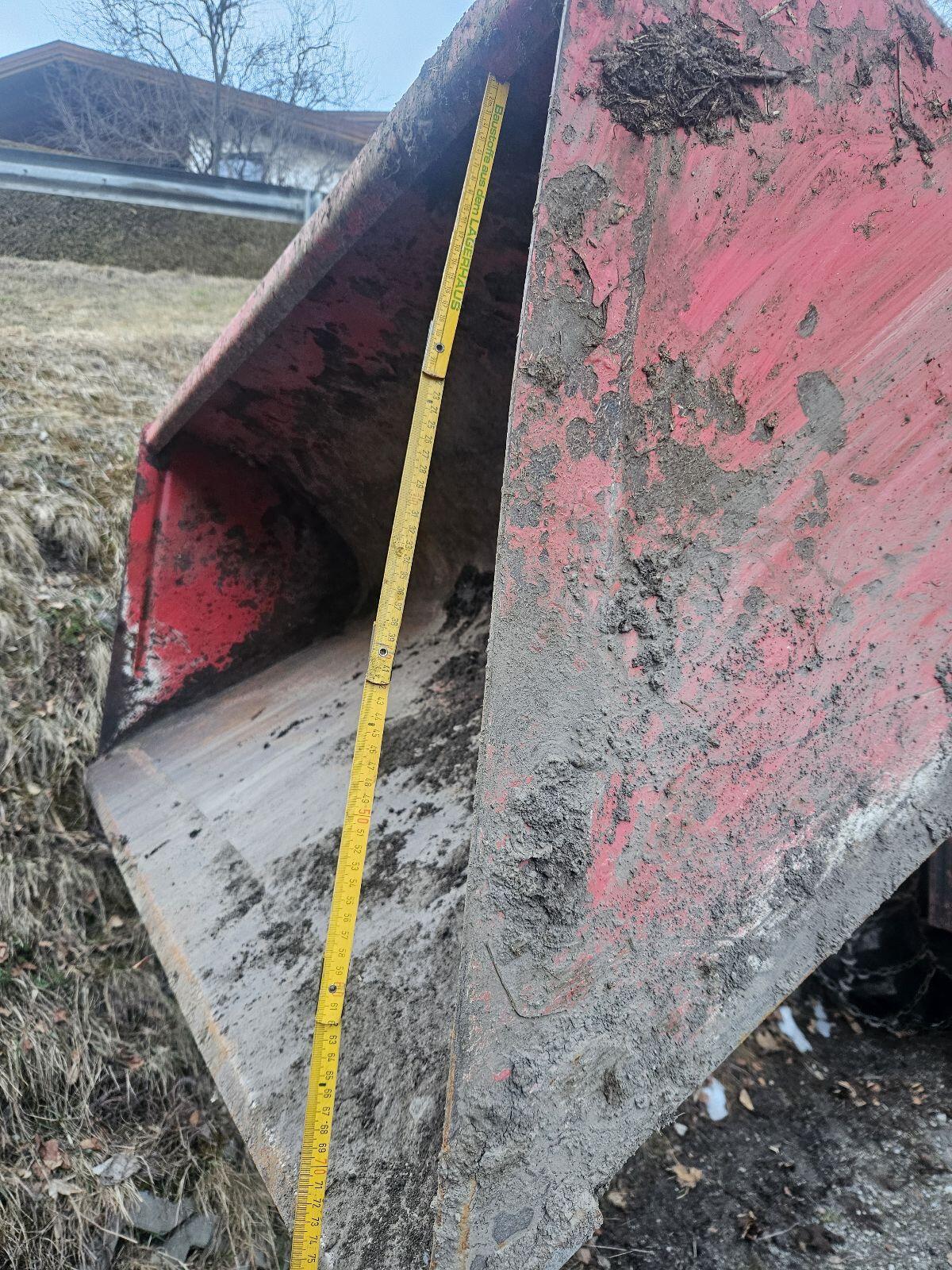 Frontladerschaufel 2