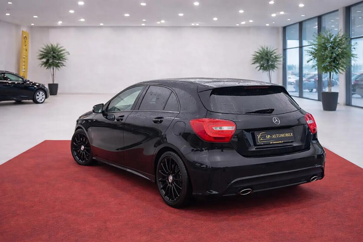Mercedes-Benz A 200 CDI BlueEfficiency 4MATIC AMG 3