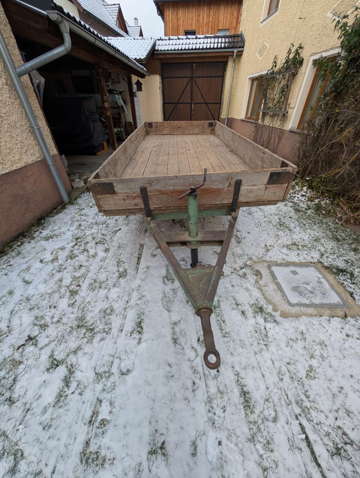 Anhänger 3