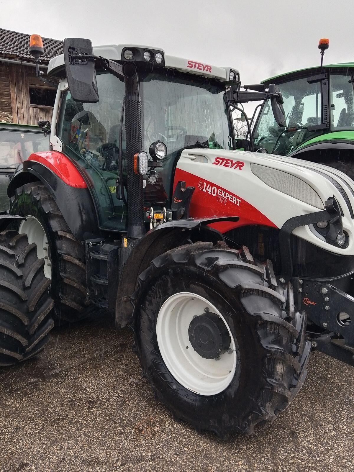 Verkaufe Traktor Steyr Expert CVT 140 2