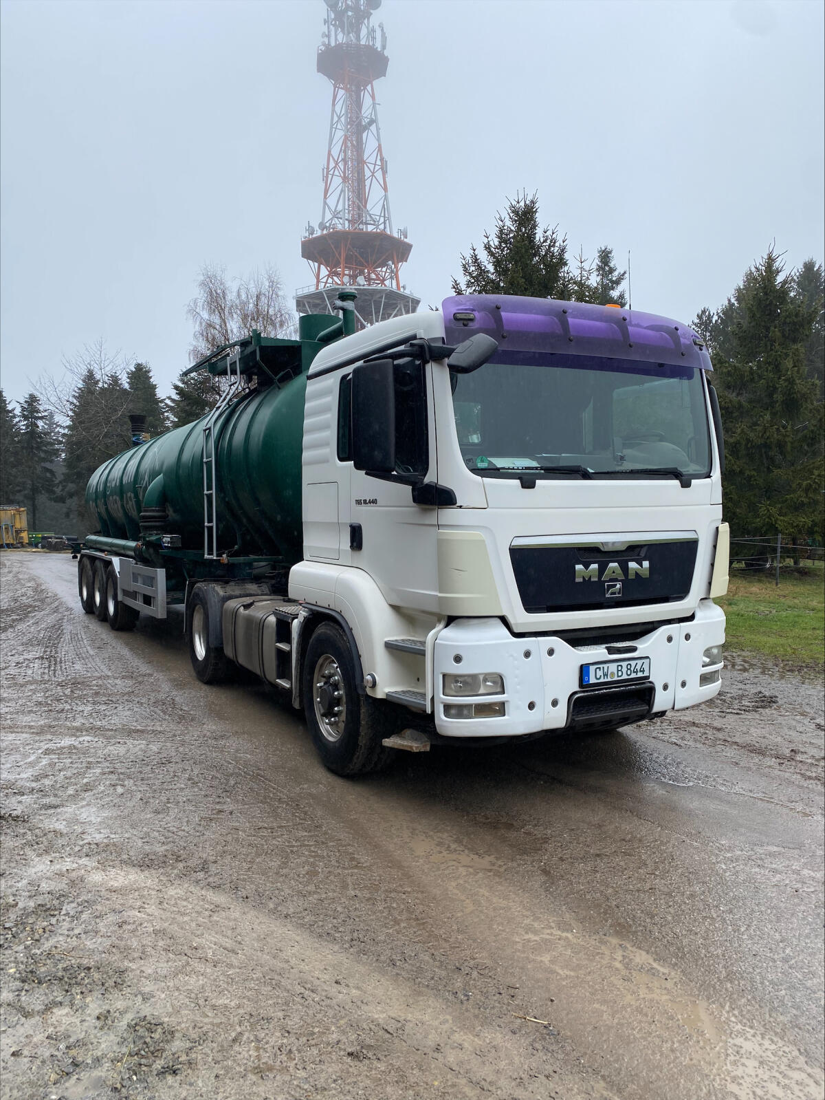 MAN TGS 18.440 4x4H LOF Zugmaschine + Gülleauflieger 3