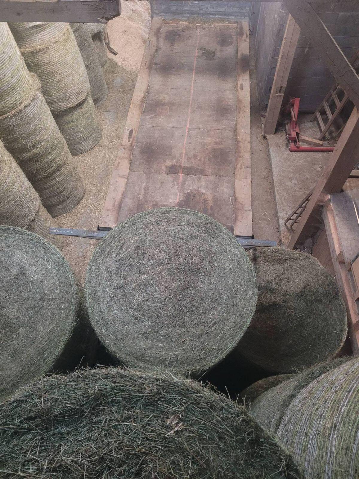 Verkaufe Heuballen 1,30 m 2