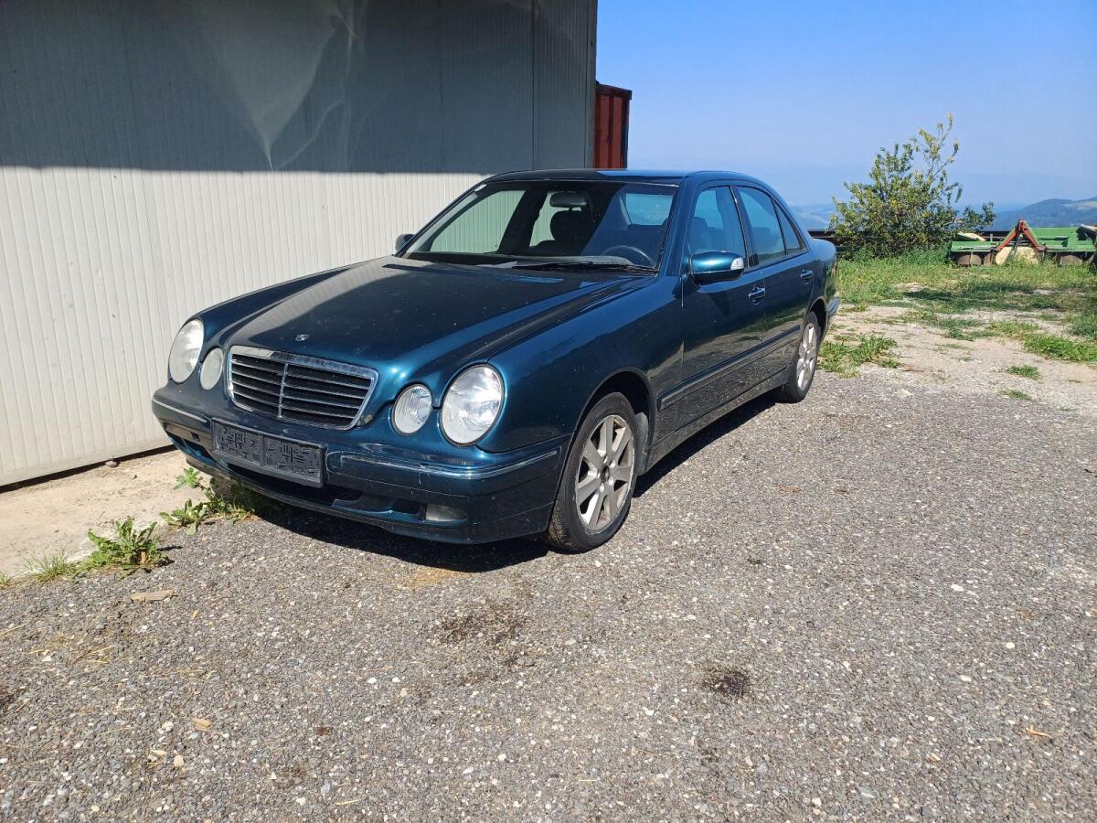 Mercedes E 270 W210 2