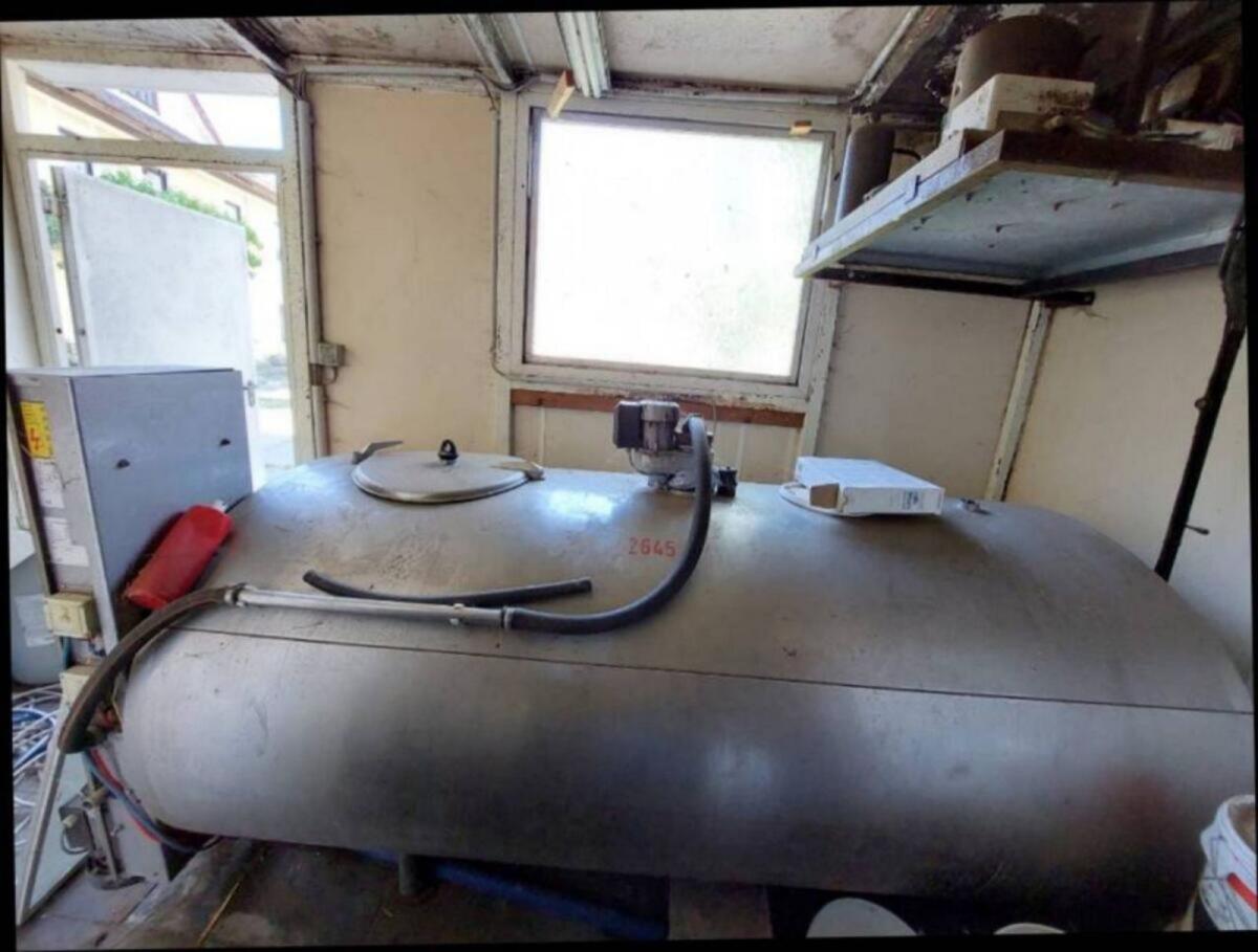 Milchtank DeLaval 2