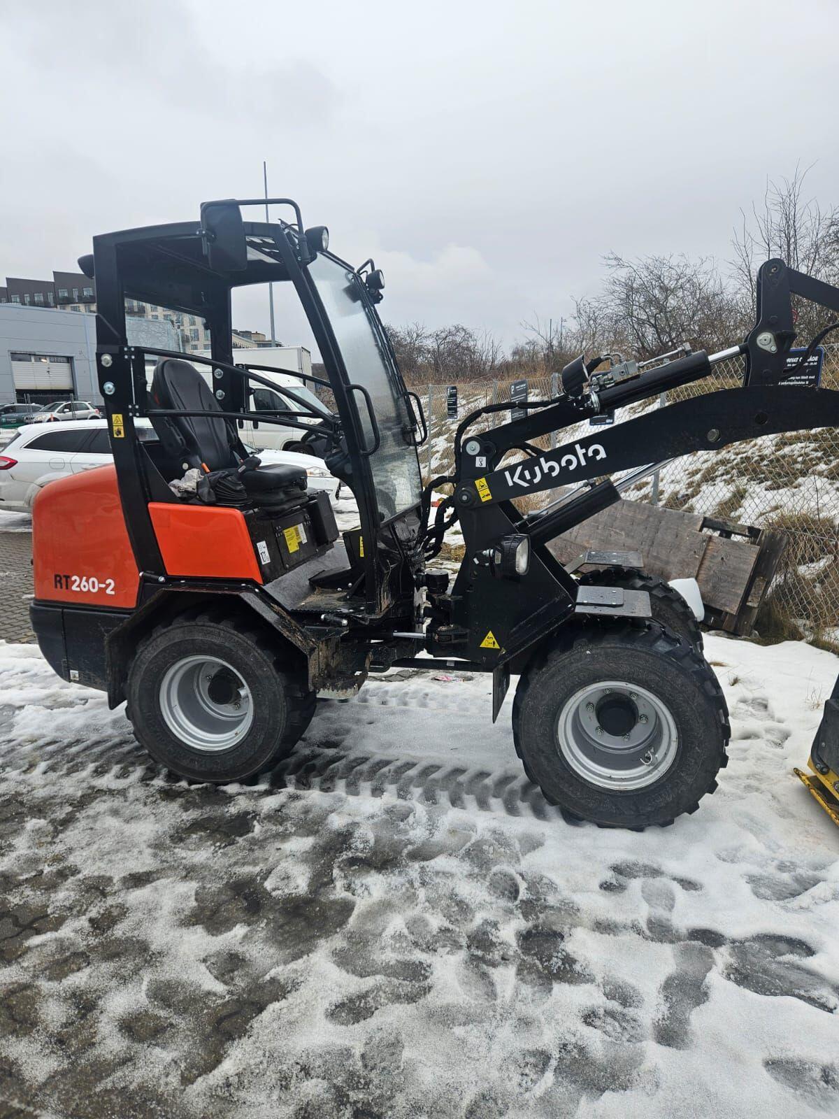 Hoflader Kubota RT 260-2 2