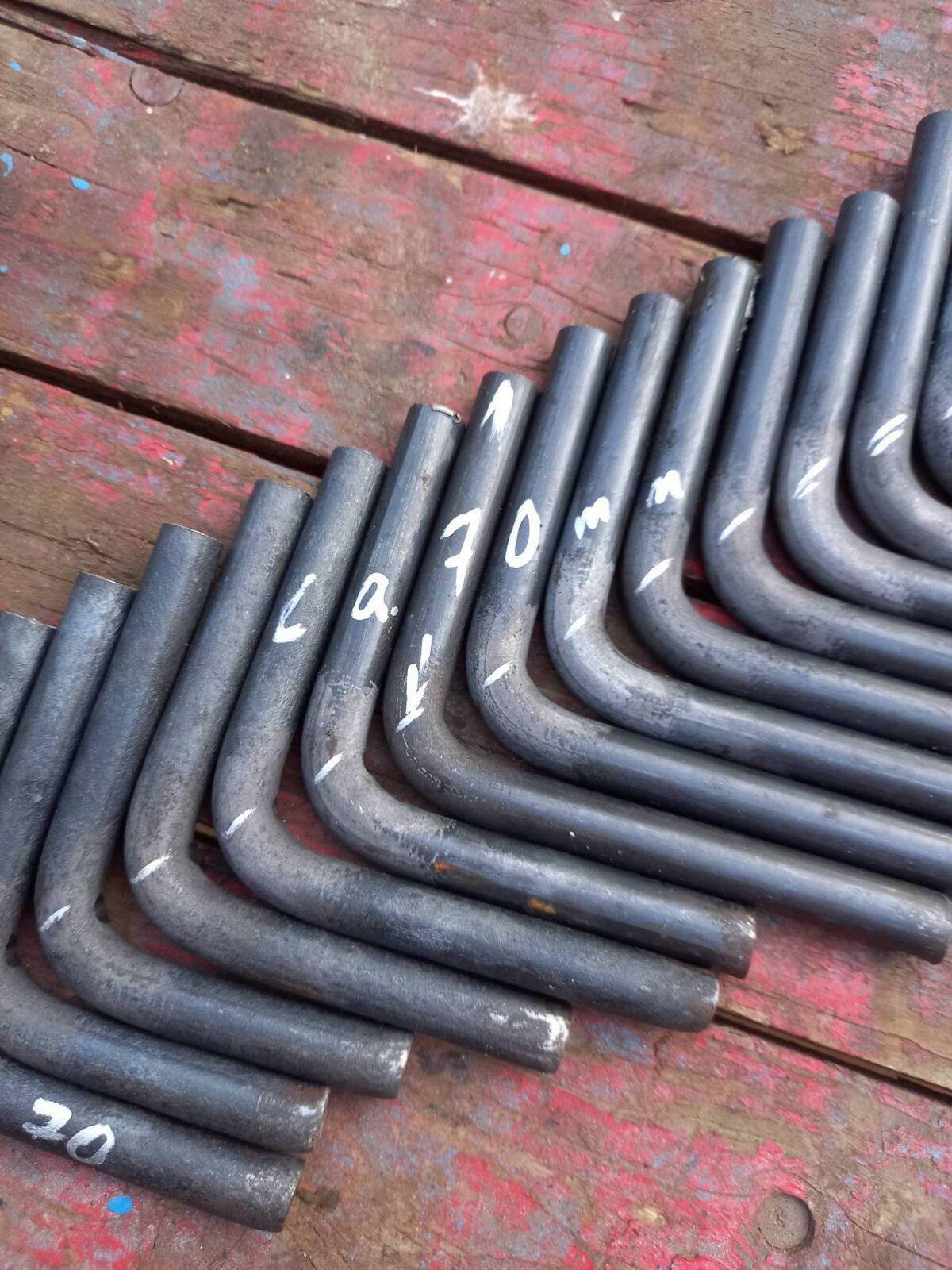 12 mm Rundstahl, 90 Grad gebogen 2