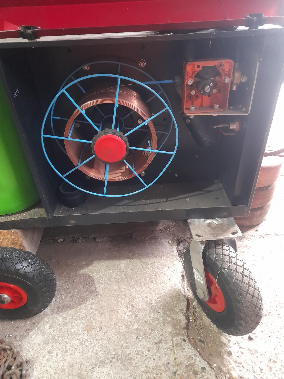 Schutzgasschweißgerät Closs 200 2