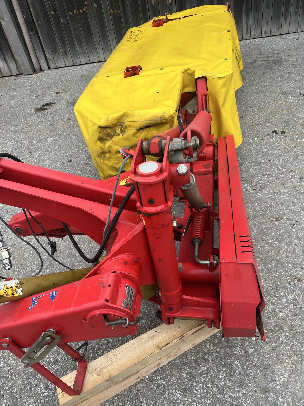 Pöttinger Novadisc 225 Scheibenmähwerk 2