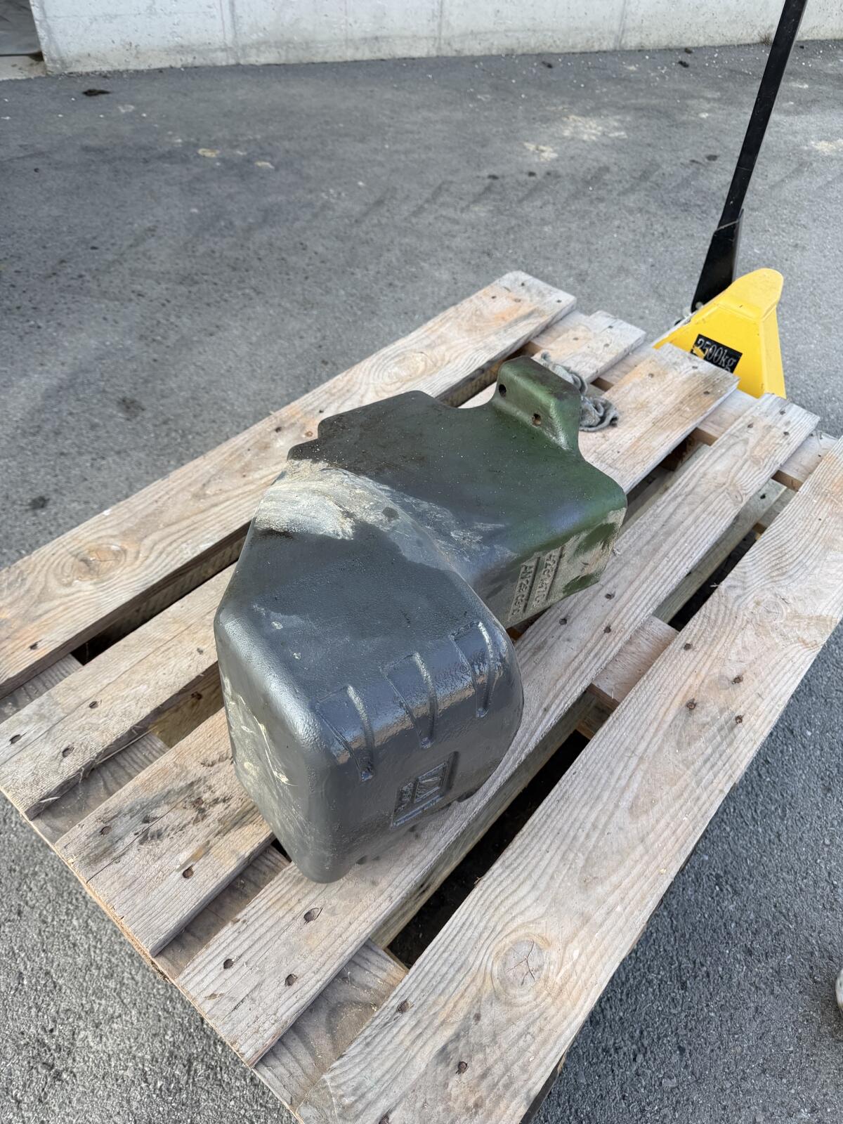 MF Frontgewicht 3