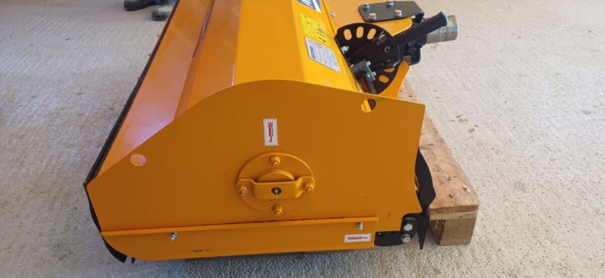 Procomas Mulcher RTK 120 mit Rapid Anbau 2