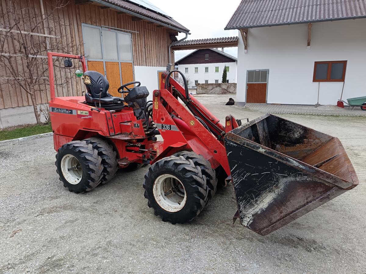 Hoflader Schäffer 336 2