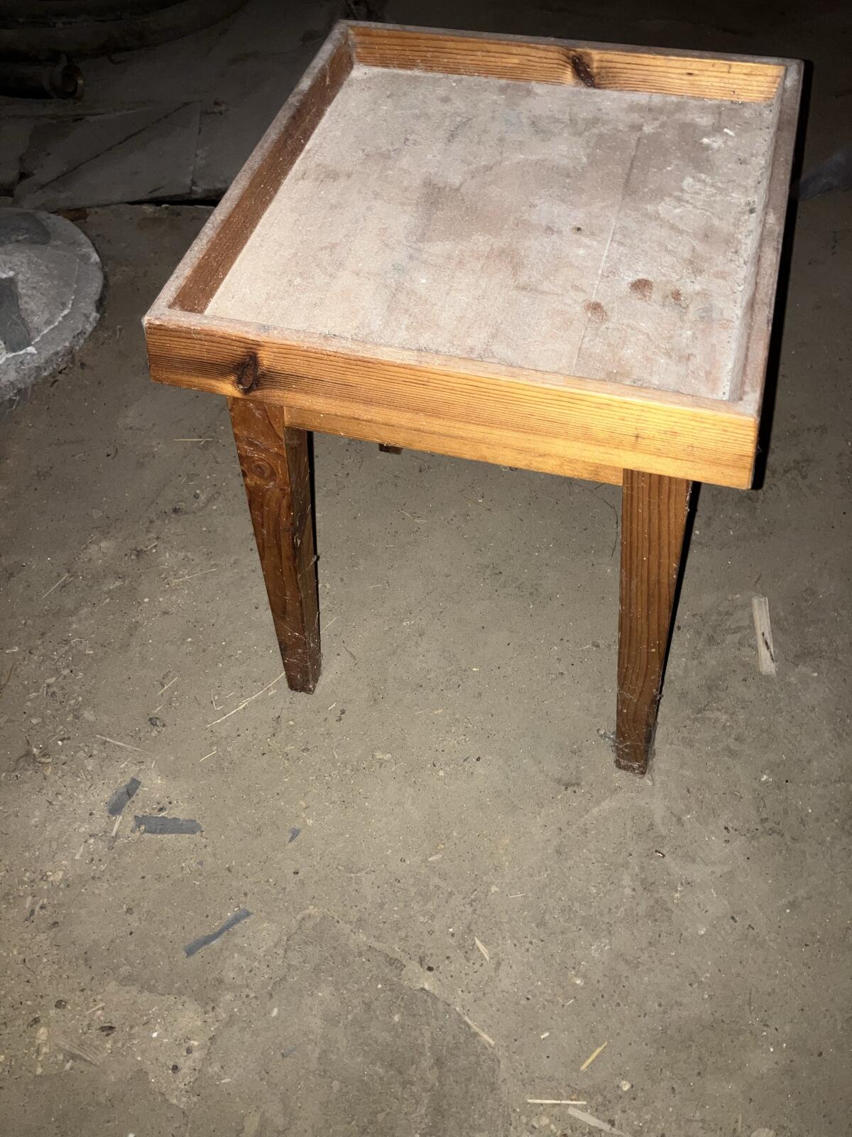 Verschiedene Möbelstücke 2