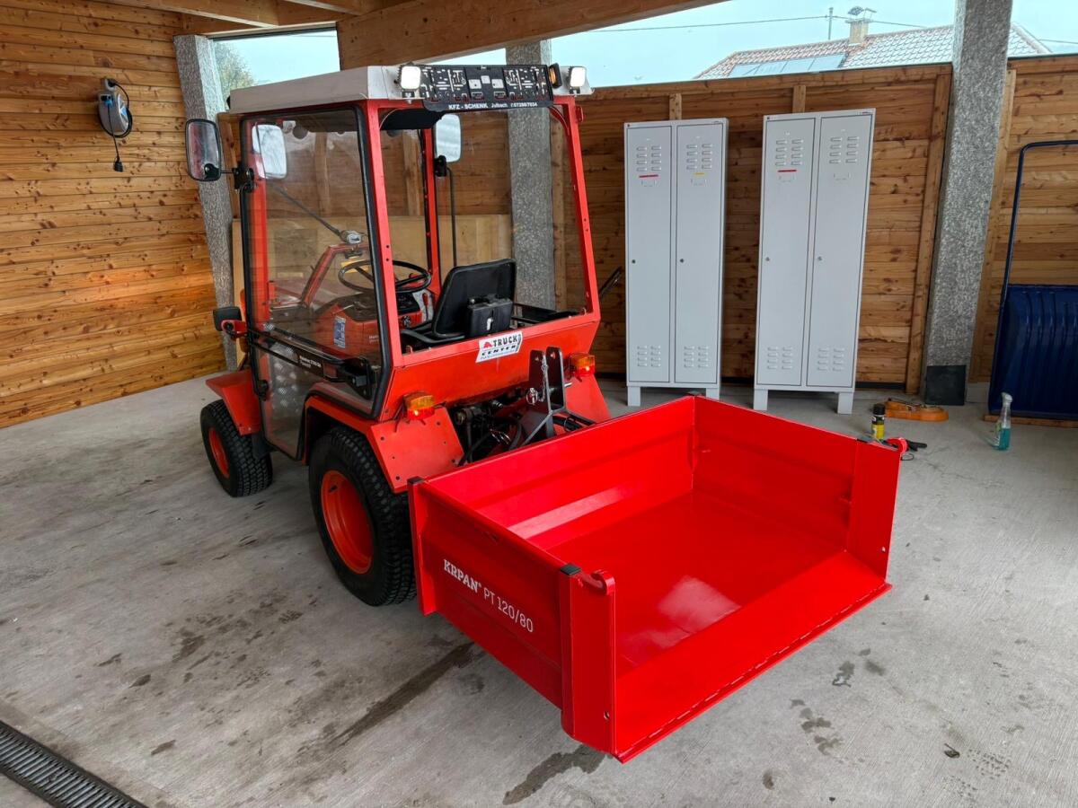 Hakotrac 2700DA Powershift 3