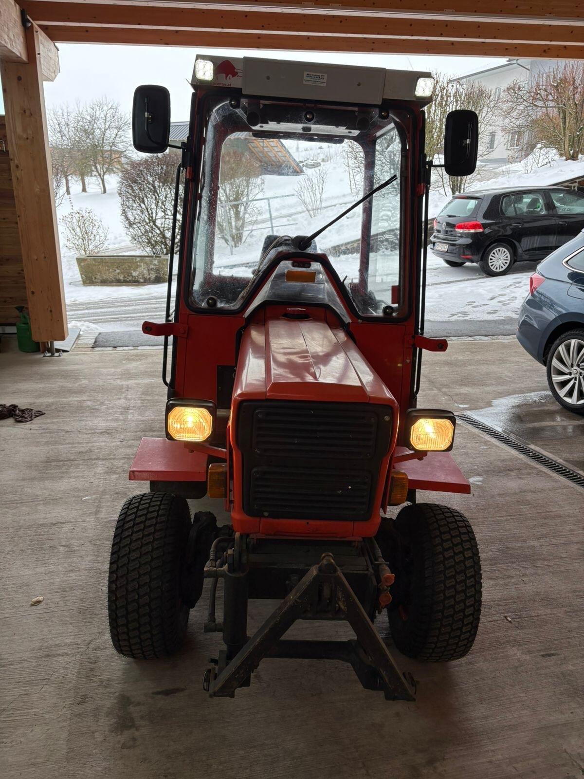 Hakotrac 2700DA Powershift 2