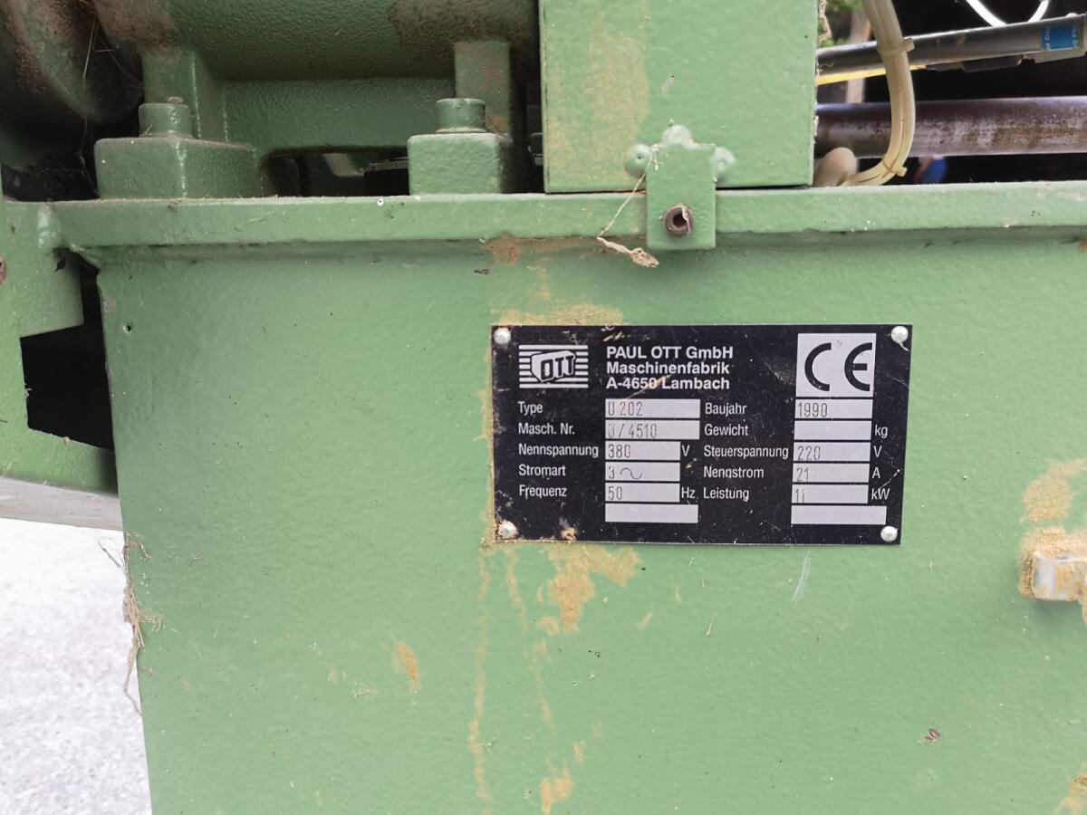Kantenanleimmaschine 3