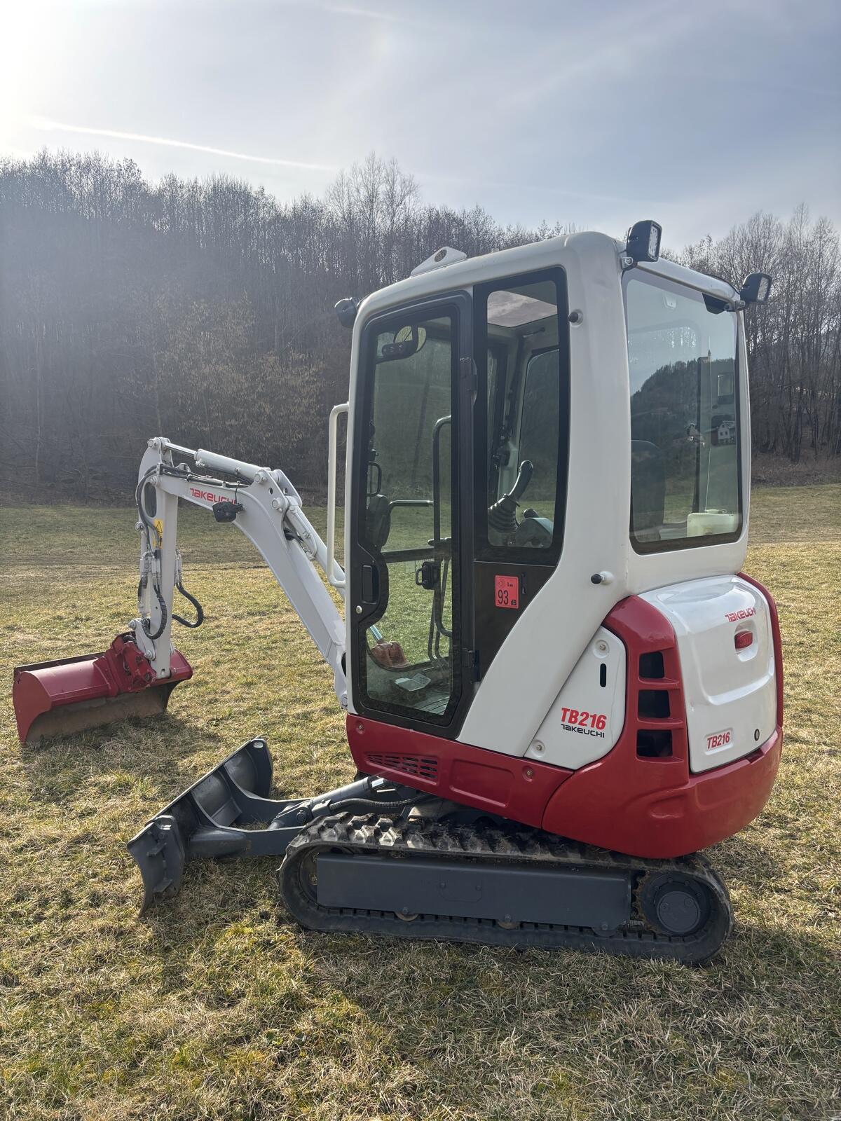 Takeuchi TB 216 Bagger 3