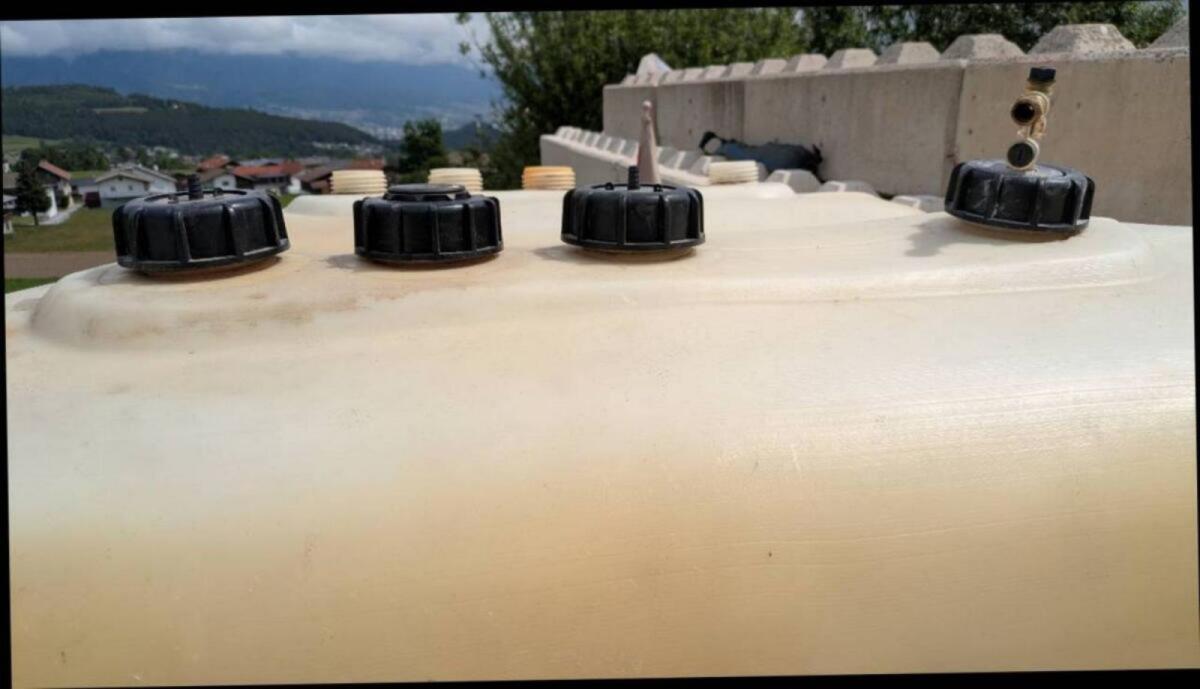 Diesel- oder Heizöltank 3