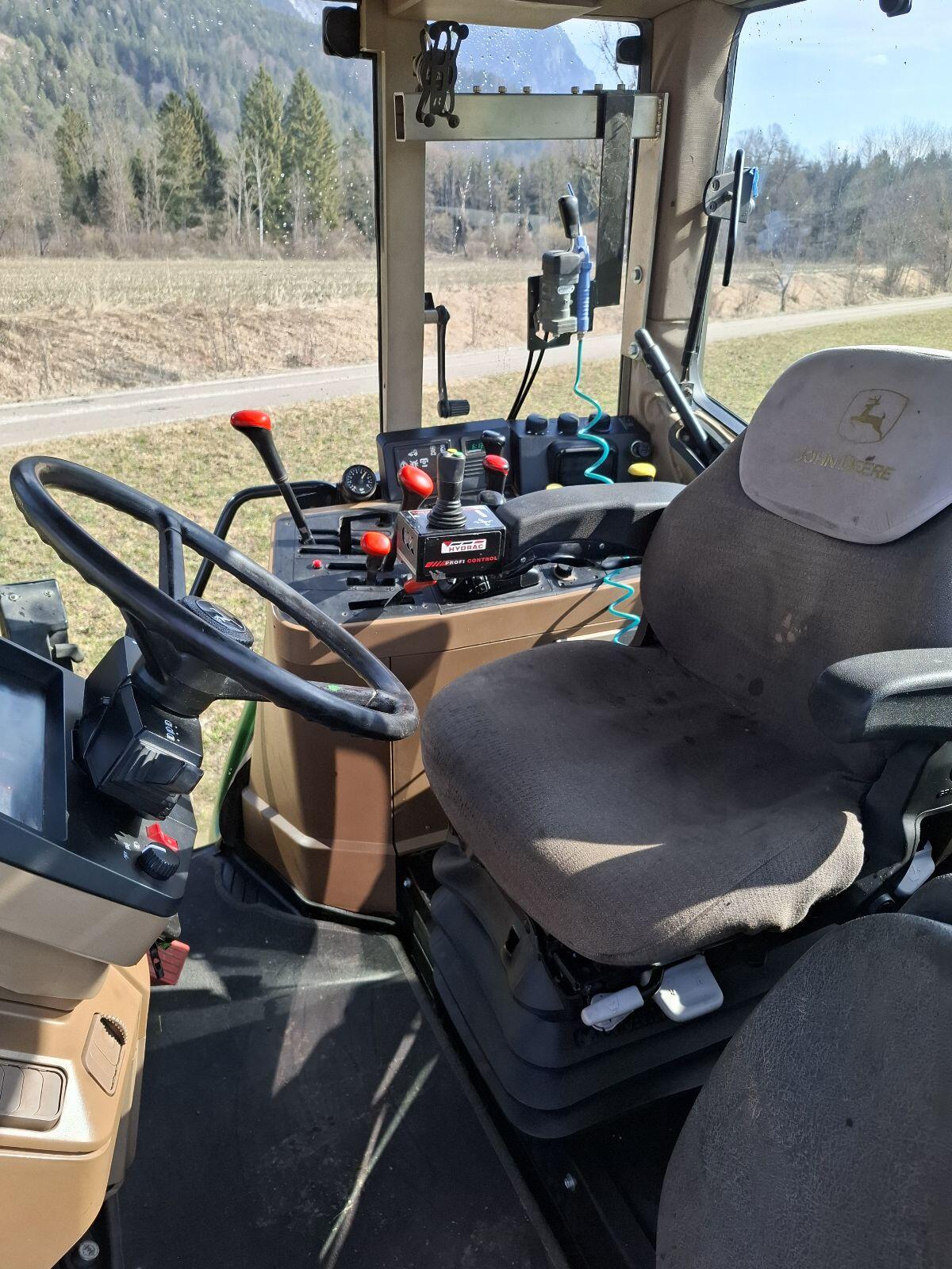 John Deere 6800 3
