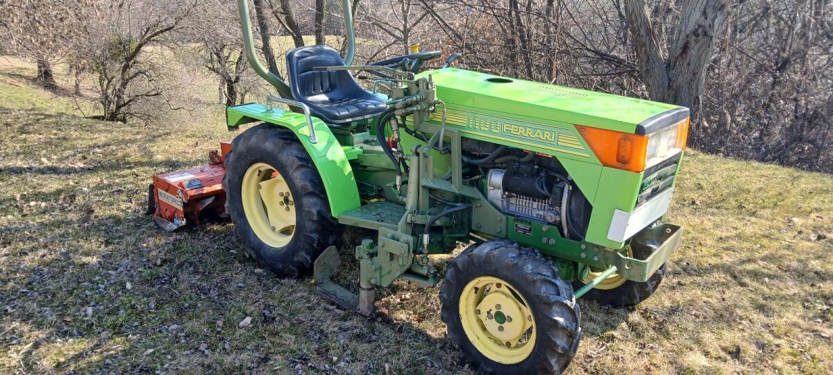 Ferrari Traktor F1100 2