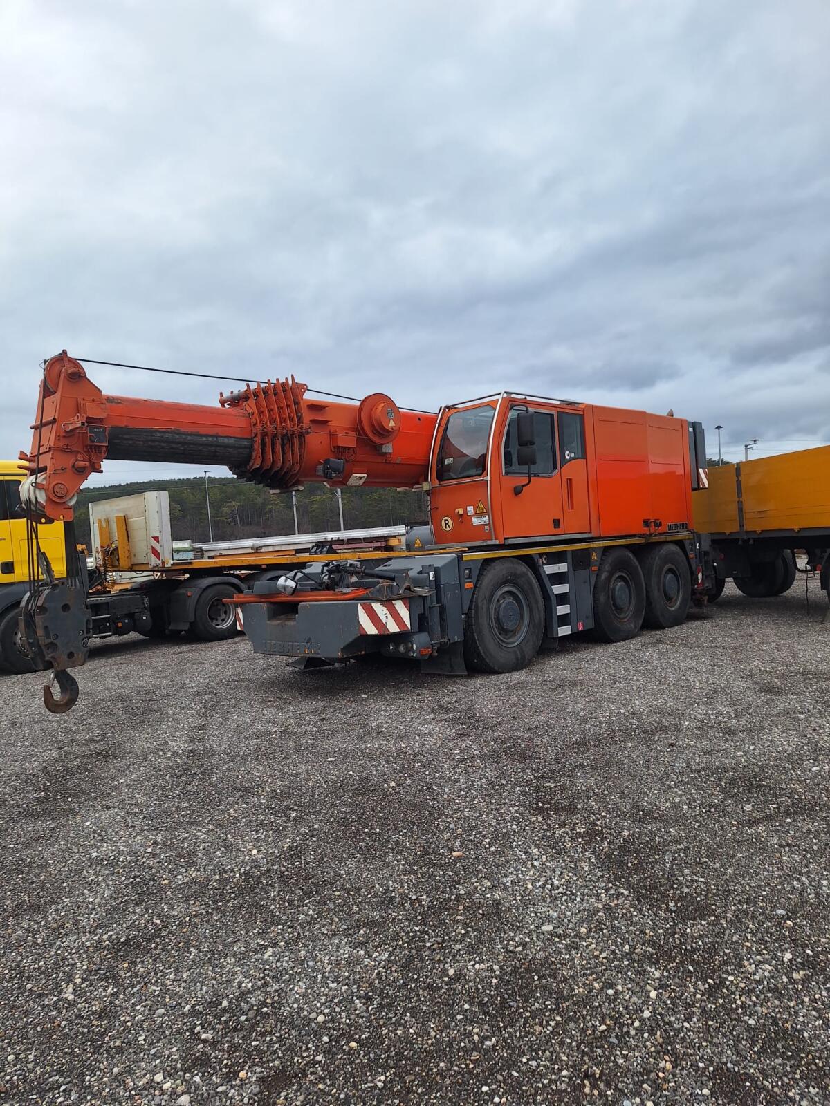 Autokran Liebherr LTZ1055 3