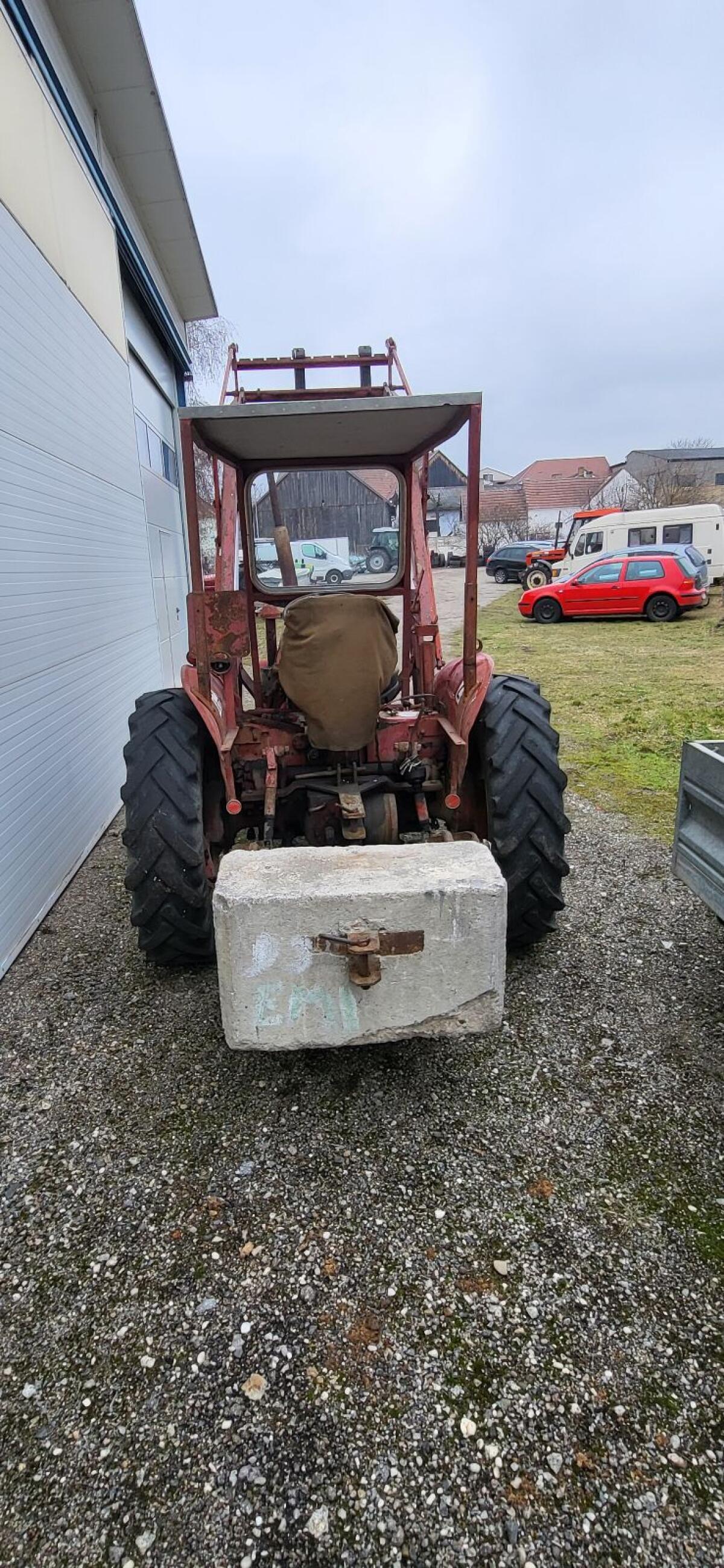 2B850D305047 Traktor 2