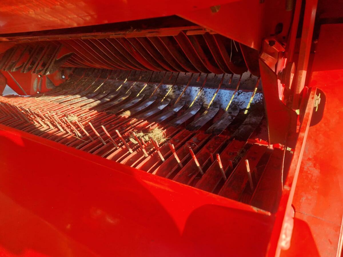 Pöttinger Euroboss 330T 2