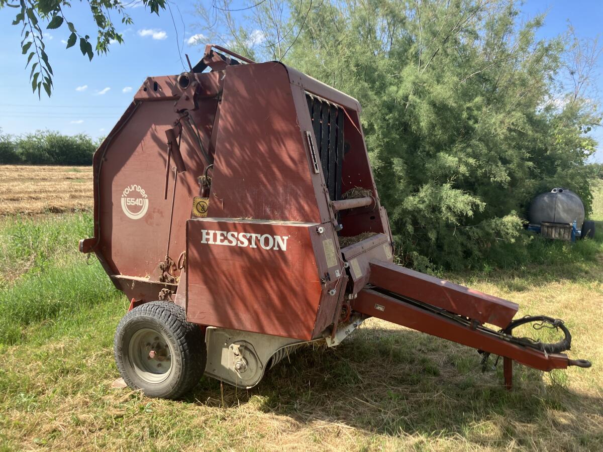 Hesston Rounder 5540 3