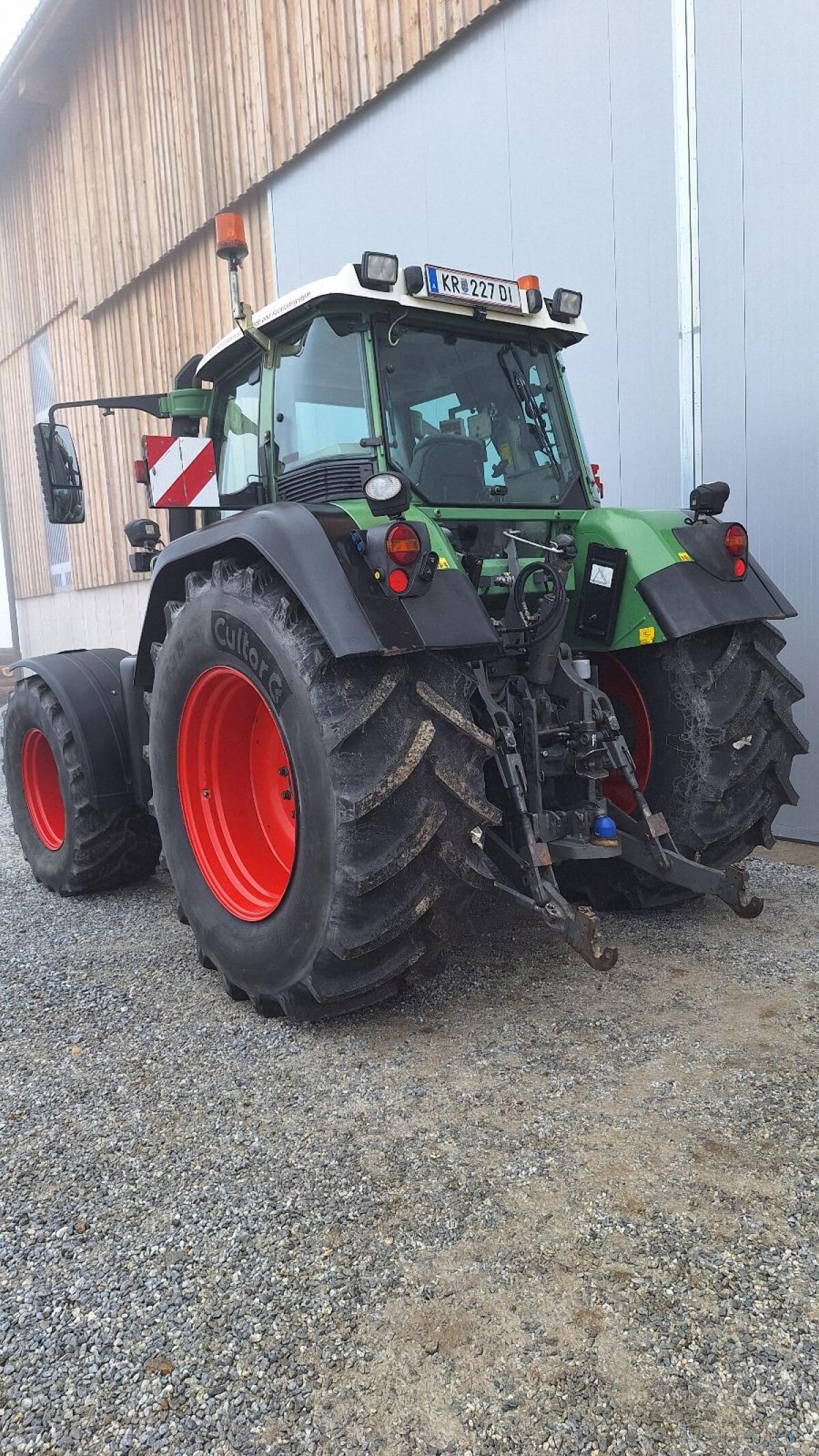 Fendt 818 Com2 3