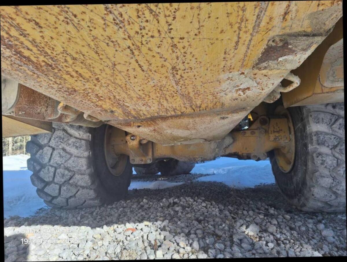 Muldenkipper Cat 735 2