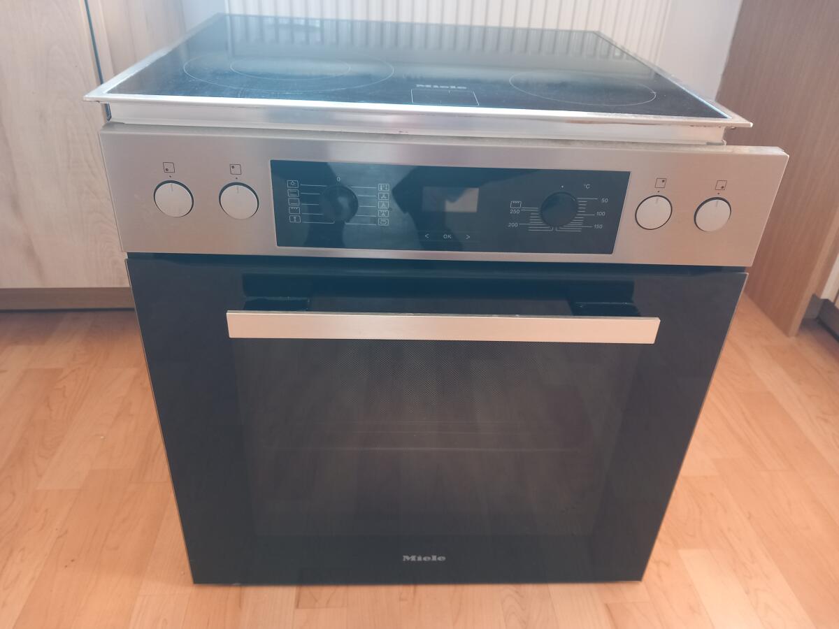 Miele E-Herd plus Ceranfeldmodul, gebraucht 2