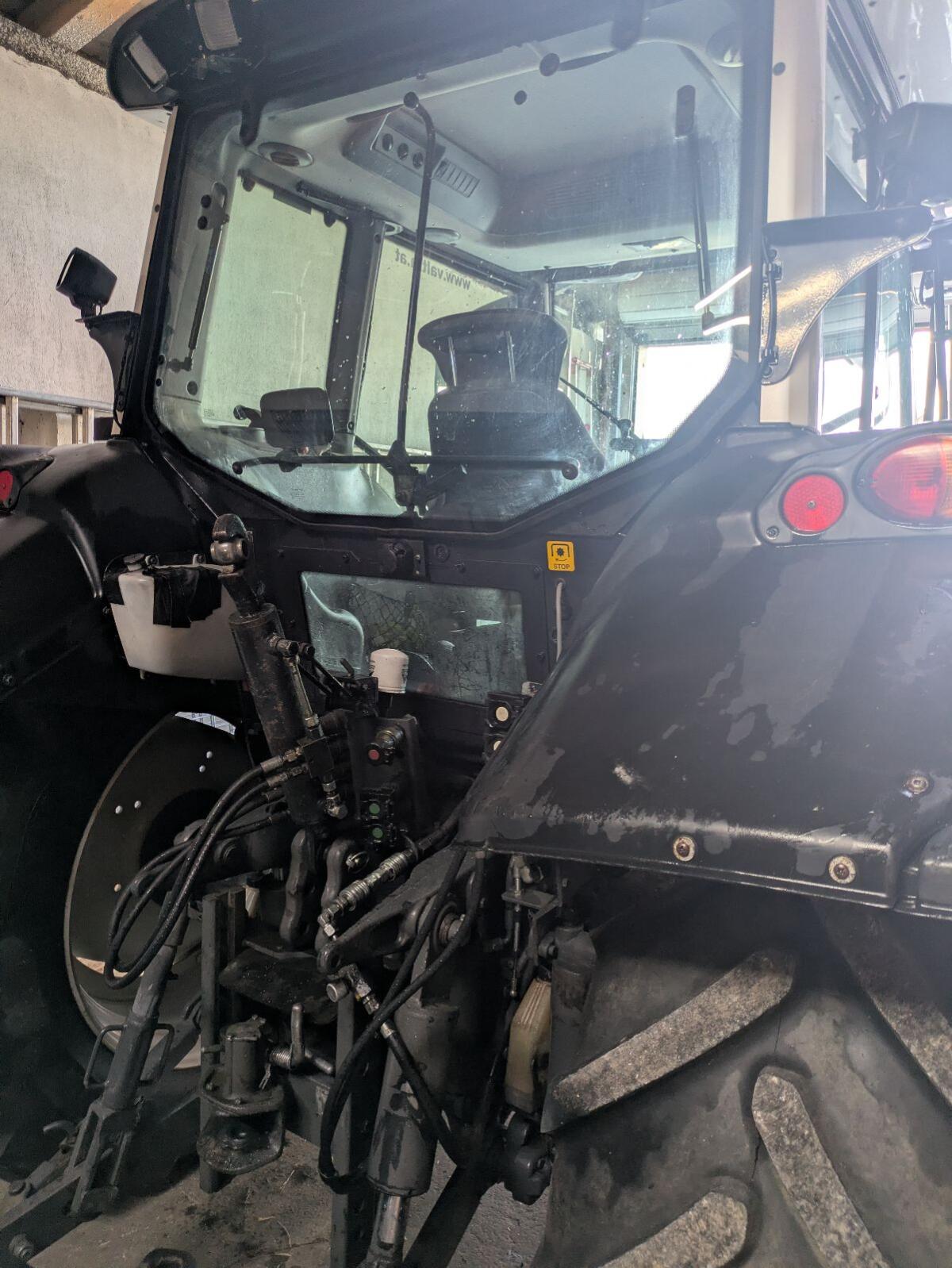 Valtra N103 2