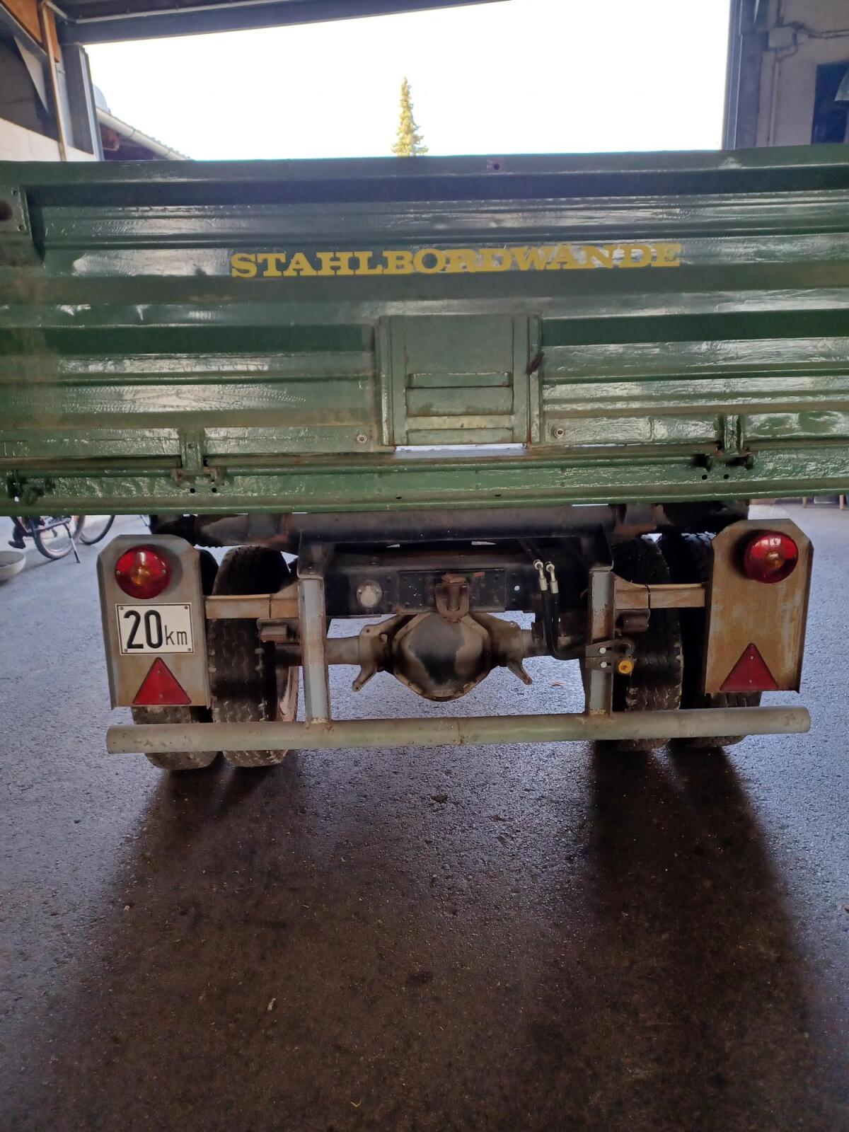 Einachs-Dreiseitenkipper 2