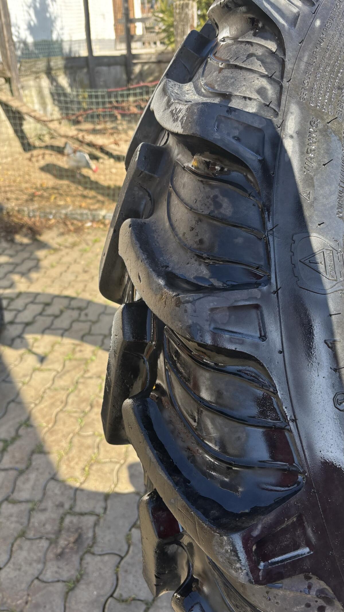 Trinker 270/95R38 Zwillingsräder 2