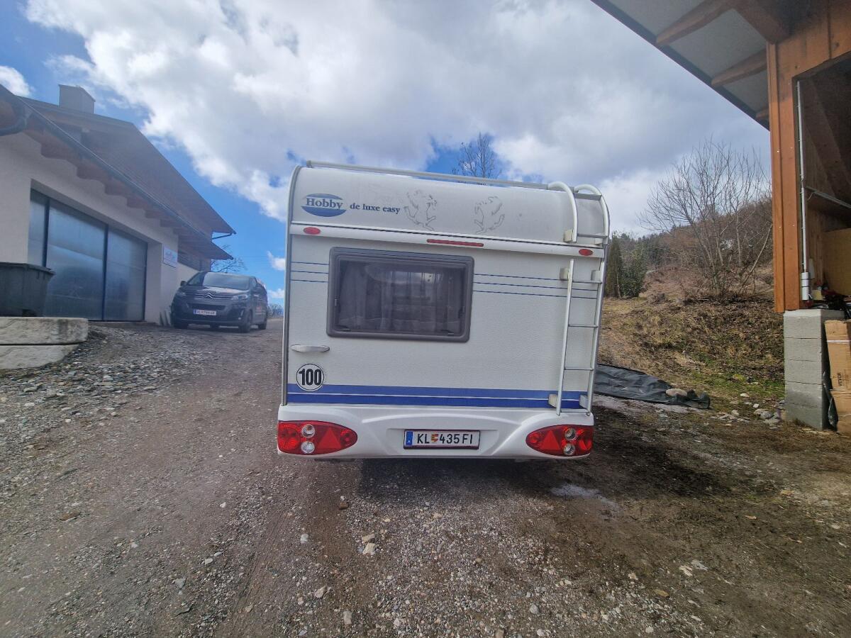 Wohnwagen Hobby De luxe 400 SF 2