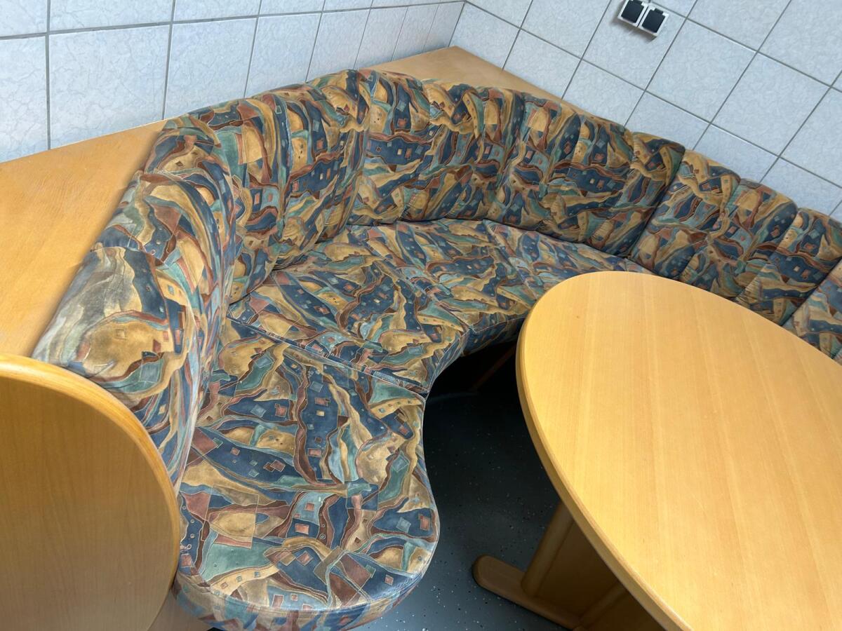 Sitzecke mit Tisch 2