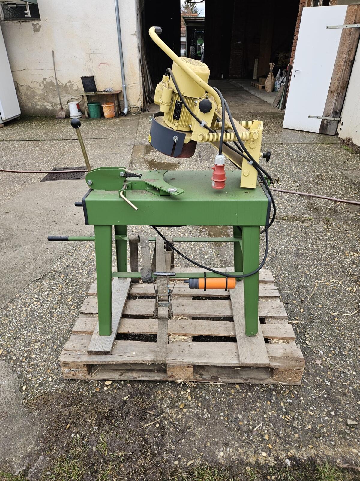 Messerschleifgerät trocken 3