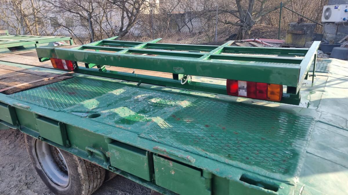 Verkauft wird ein Schwarzmüller Tieflader 2