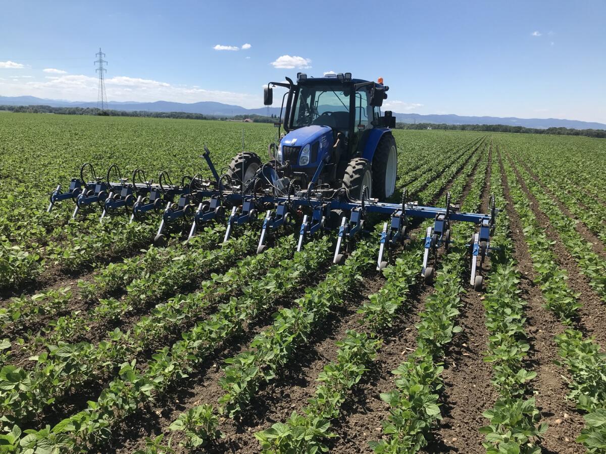 Fronthackgerät 12x50 Front 2